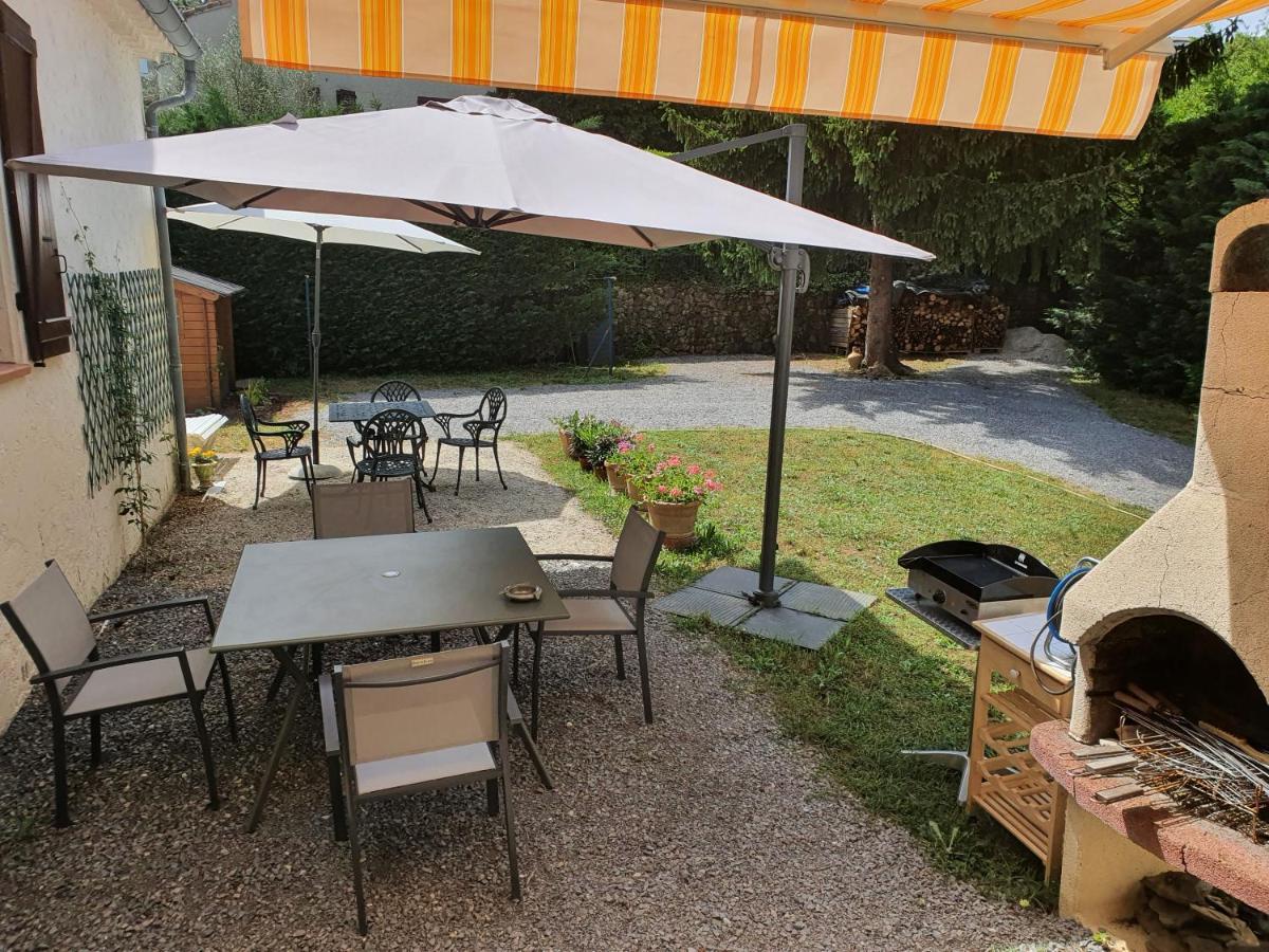 Lautre Bed & Breakfast Joyeuse Luaran gambar