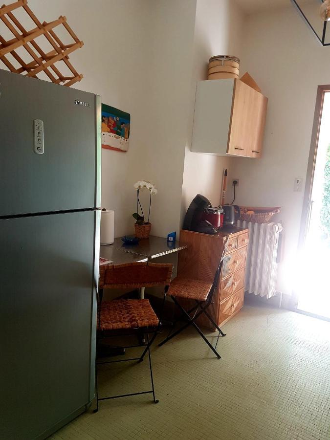 Lautre Bed & Breakfast Joyeuse Luaran gambar