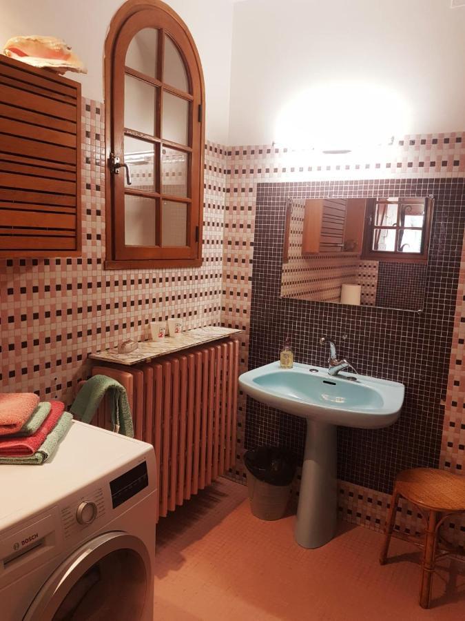 Lautre Bed & Breakfast Joyeuse Luaran gambar